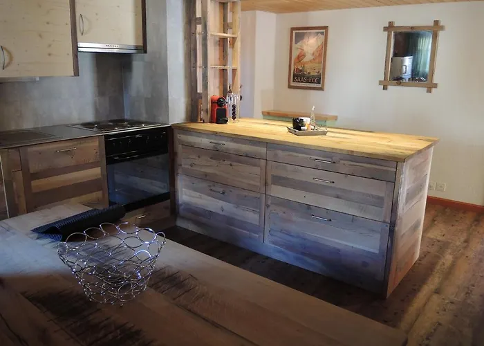 アパート Laquin *